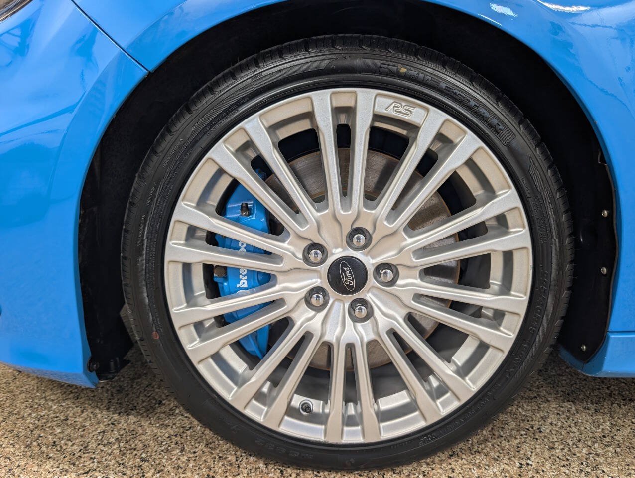 Used 2017 Ford Focus RS AWD/4WD image 22