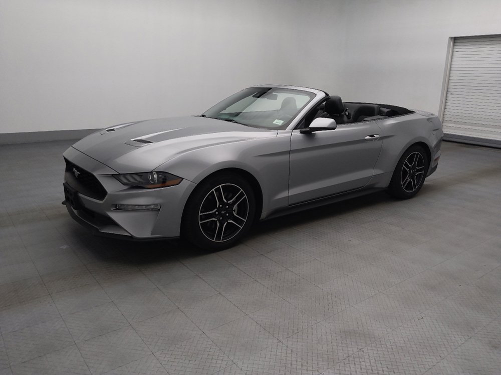 Used 2022 Ford Mustang Premium RWD image 2