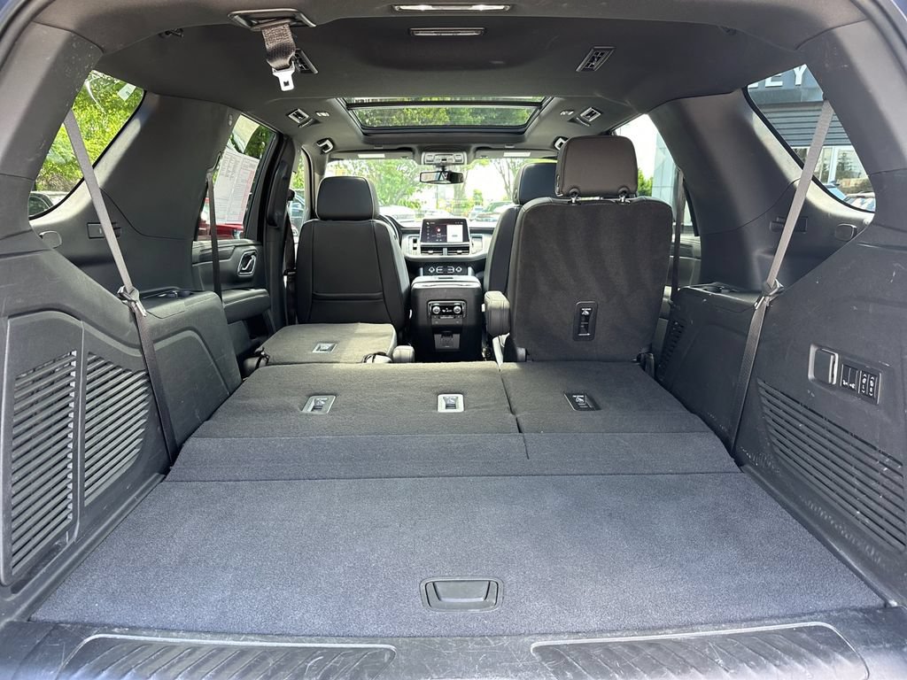 Used 2022 GMC Yukon SLT w/ SLT Premium Package AWD/4WD image 40