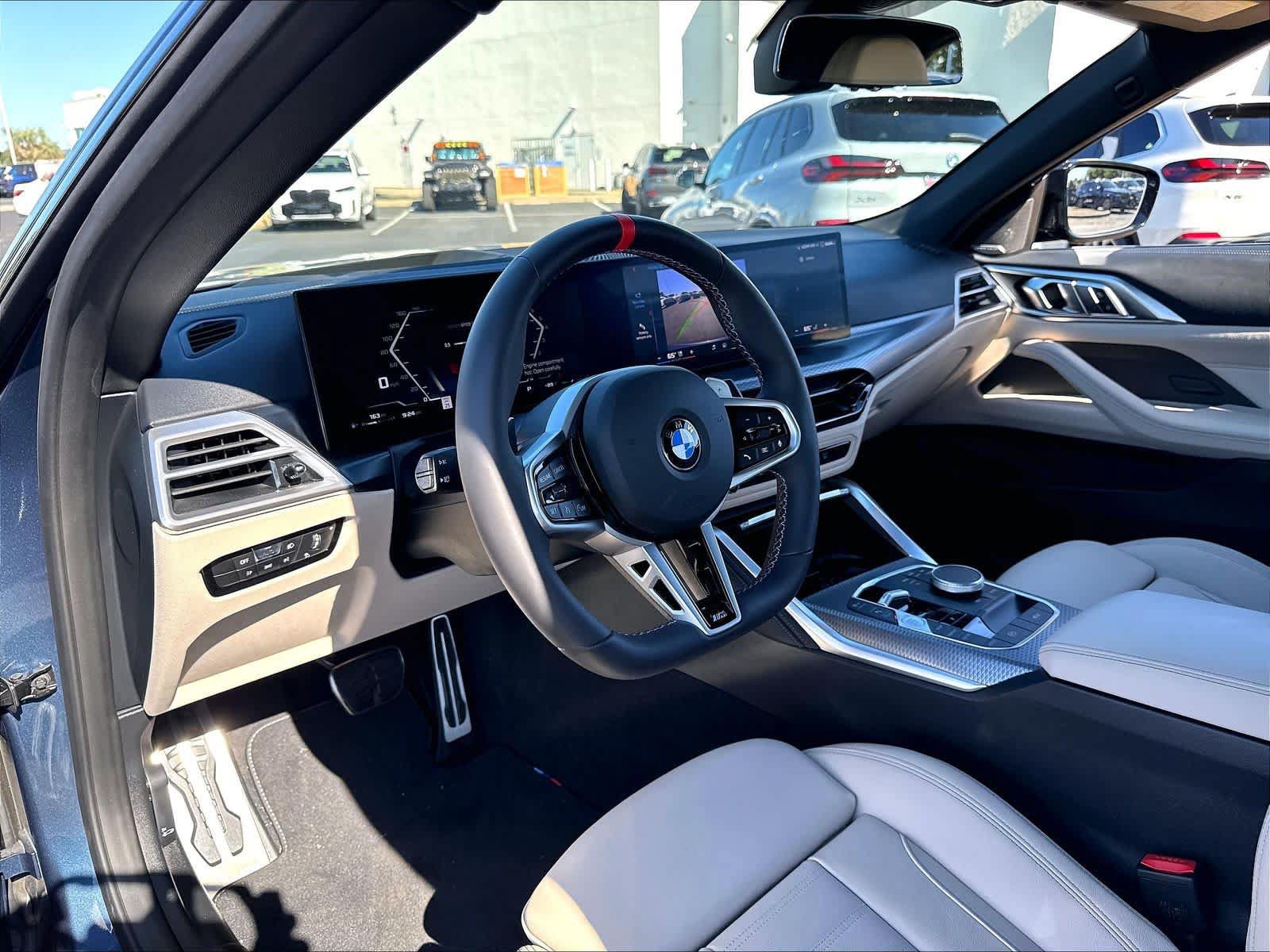 Used 2025 BMW M440i Convertible w/ Premium Package RWD image 18