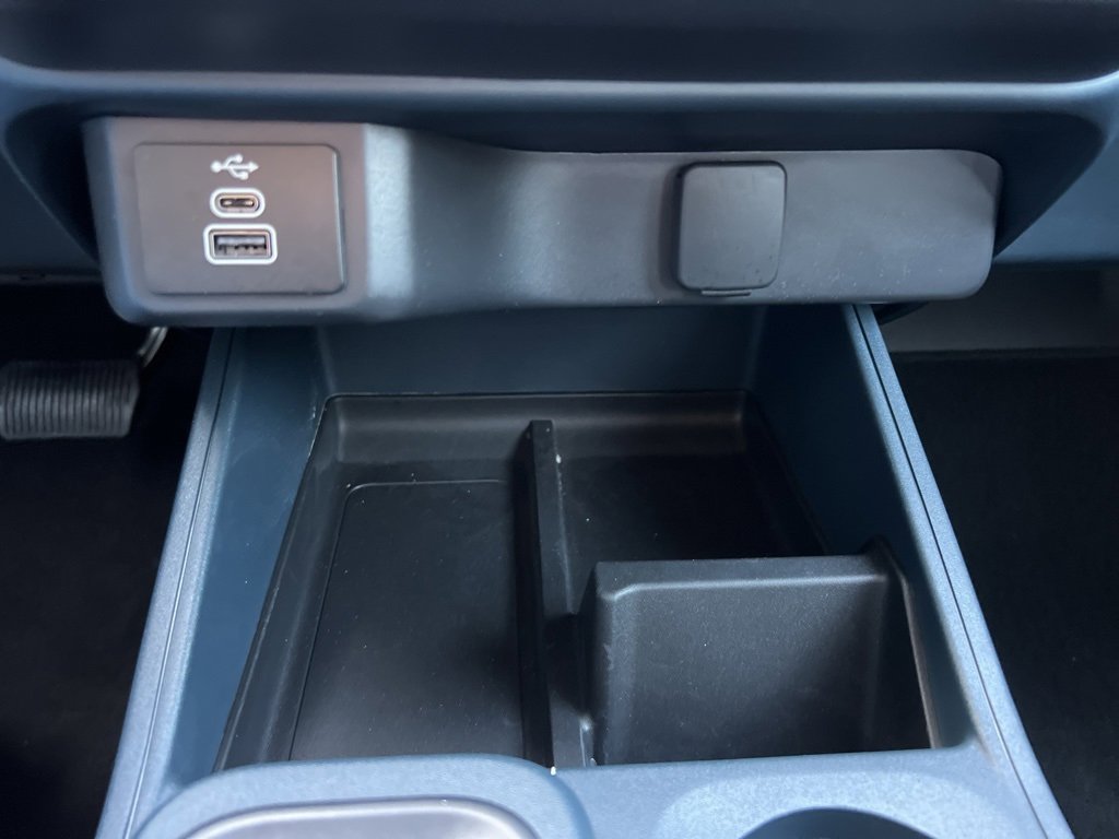 New 2025 Ford Maverick XL w/ Equipment Group 102A image 18