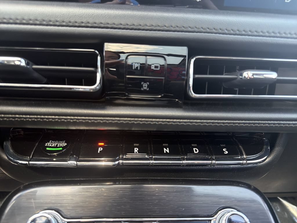 Certified 2023 Lincoln Nautilus Reserve AWD/4WD image 27