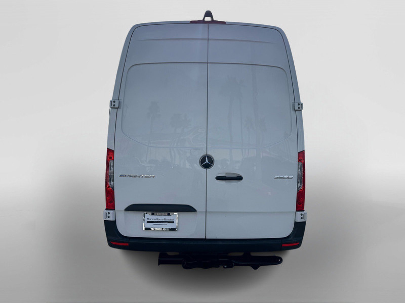 Used 2020 Mercedes-Benz Sprinter 2500 image 4