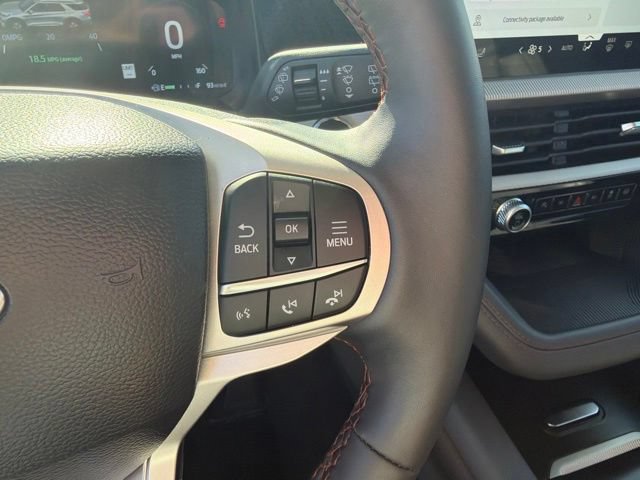 Certified 2025 Ford Explorer Active w/ Active Comfort Package AWD/4WD image 33