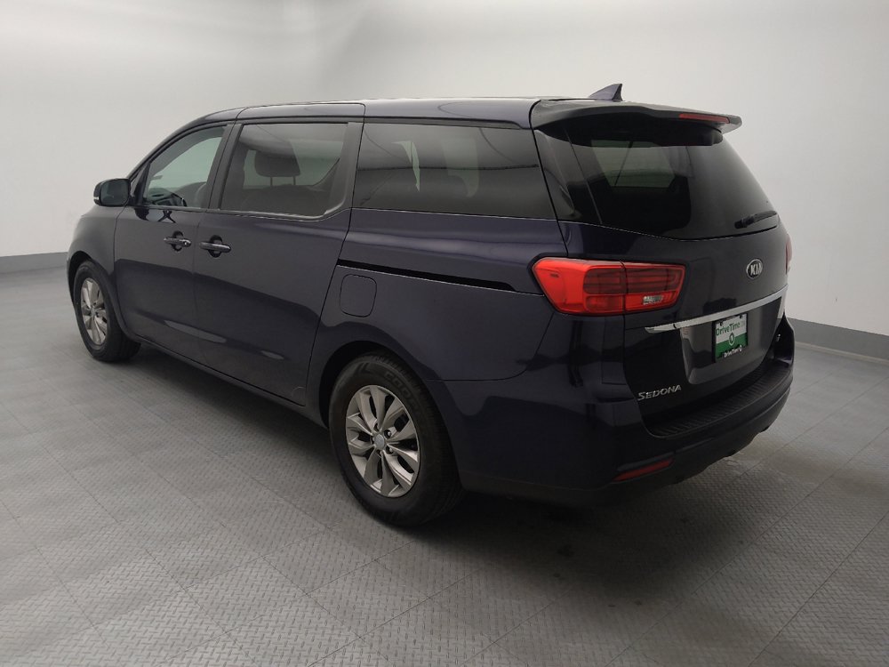 Used 2019 Kia Sedona LX FWD image 3