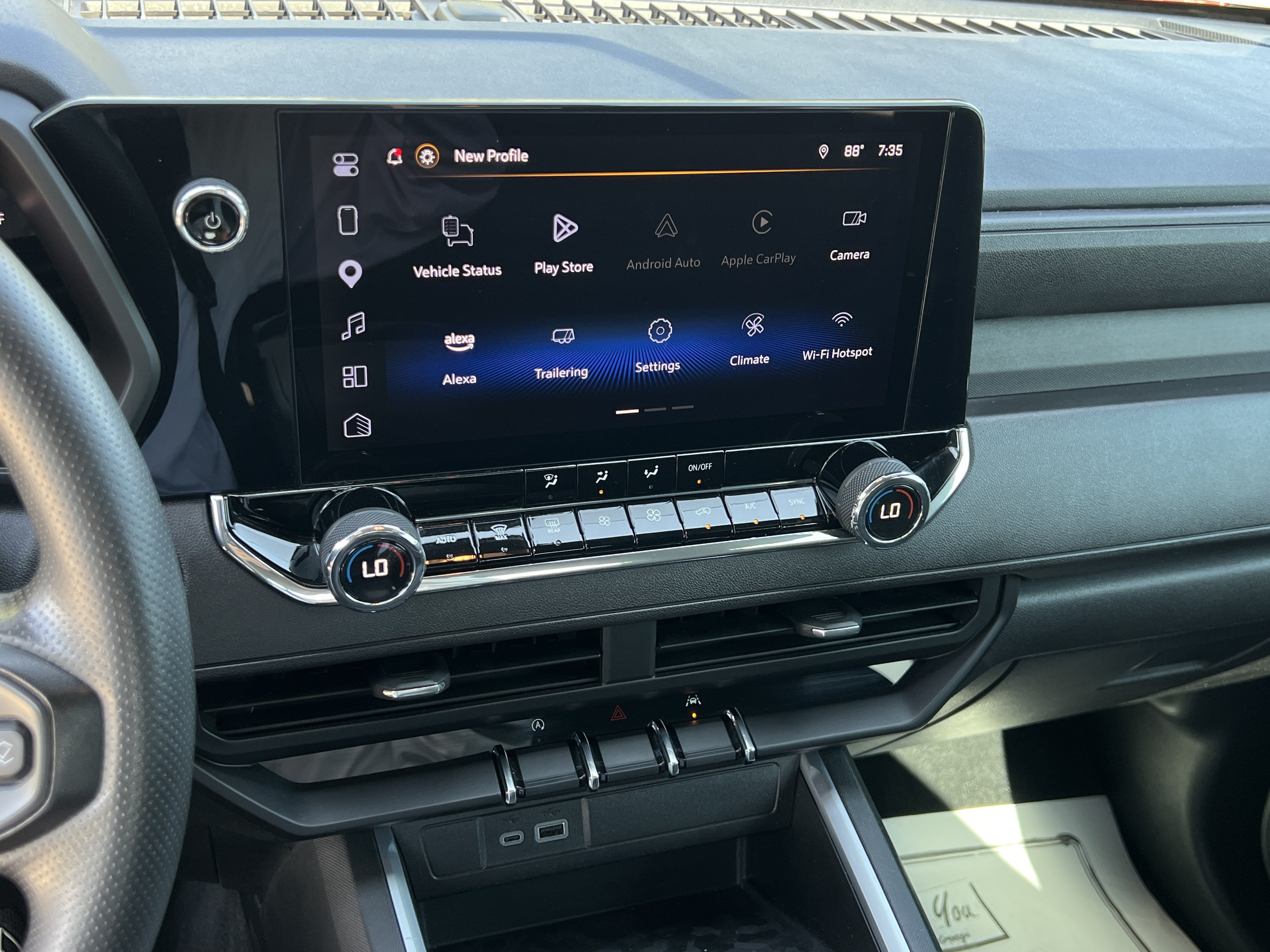Used 2025 Chevrolet Colorado Trail Boss AWD/4WD image 17