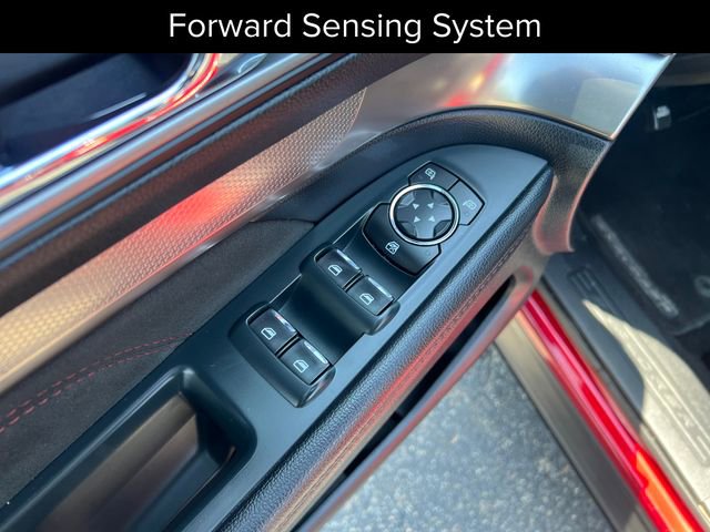 Used 2019 Ford Explorer XLT w/ Equipment Group 202A AWD/4WD image 14