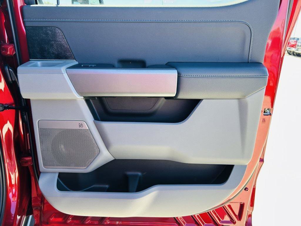 New 2026 Ford F250 XLT w/ XLT Premium Package image 33