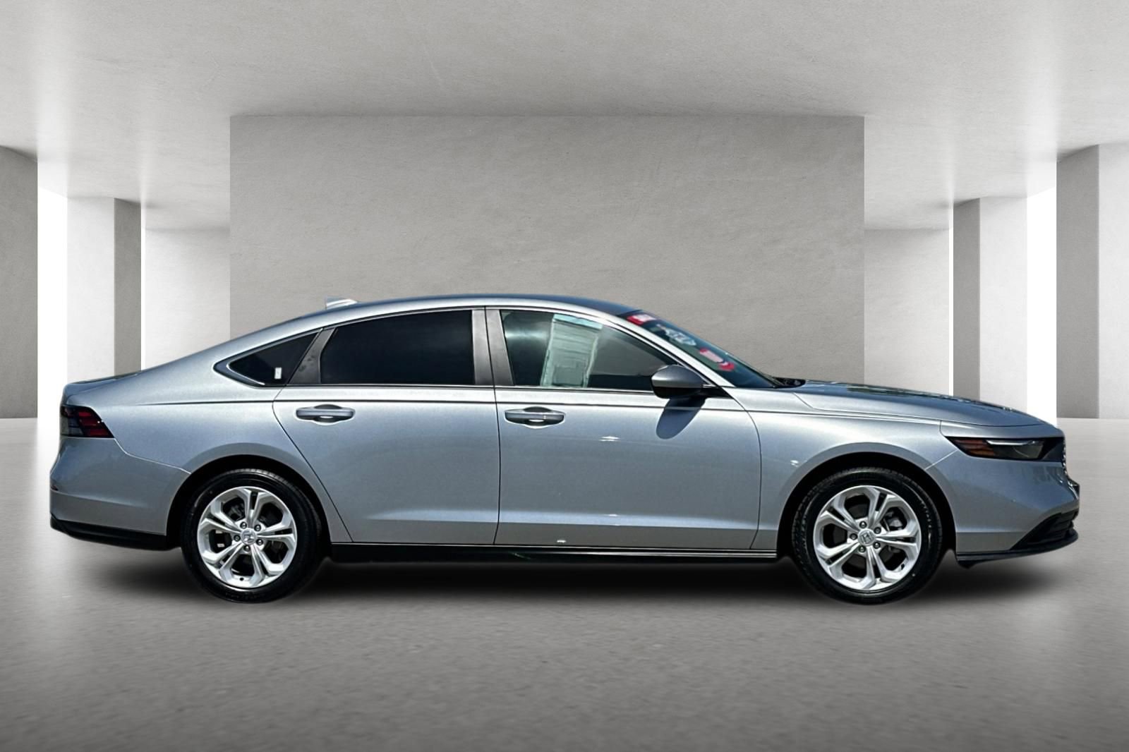 Used 2025 Honda Accord LX image 3