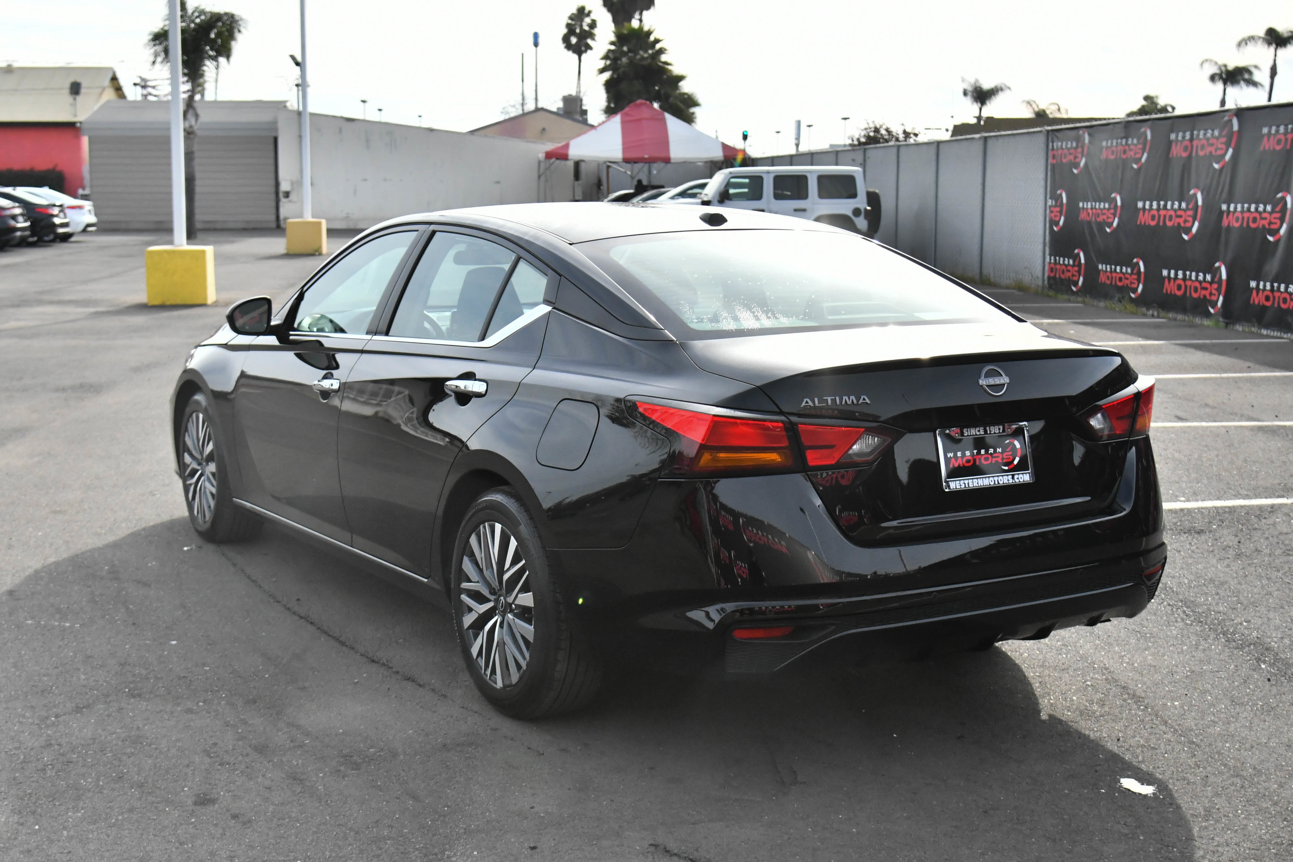 Used 2025 Nissan Altima 2.5 SV image 6