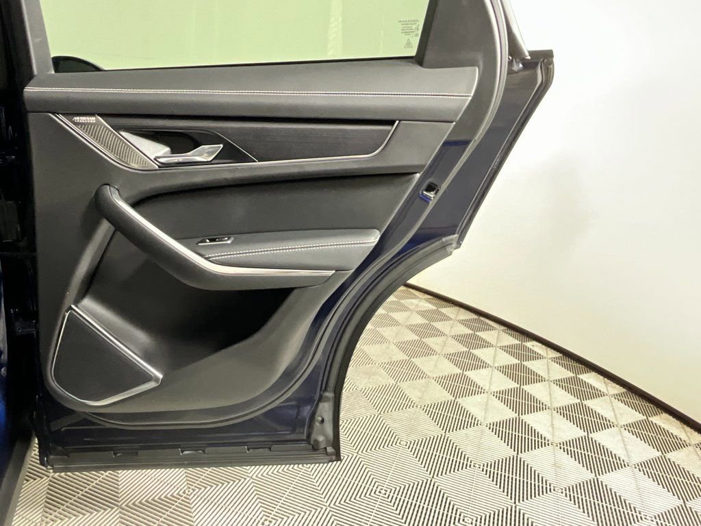 Certified 2025 Jaguar F-PACE R-Dynamic S image 24