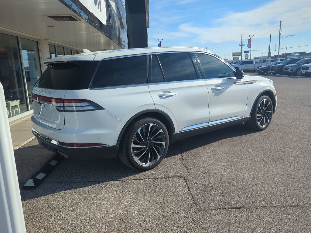 Used 2020 Lincoln Aviator Reserve w/ Equipment Group 201A image 6