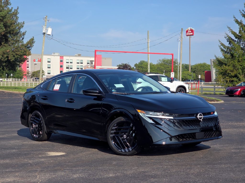 New 2027 Nissan Sentra SR w/ SR All Weather Package FWD 360° Tour