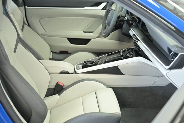 Used 2026 Porsche 911 Turbo S AWD/4WD image 27
