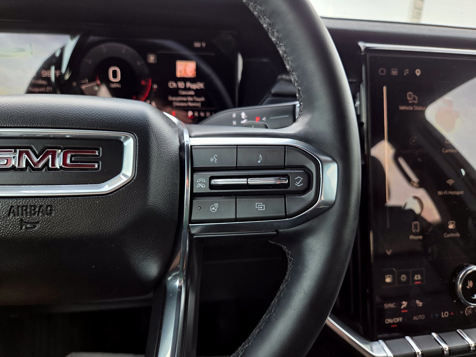 Used 2026 GMC Acadia Elevation w/ Black Edition FWD image 46
