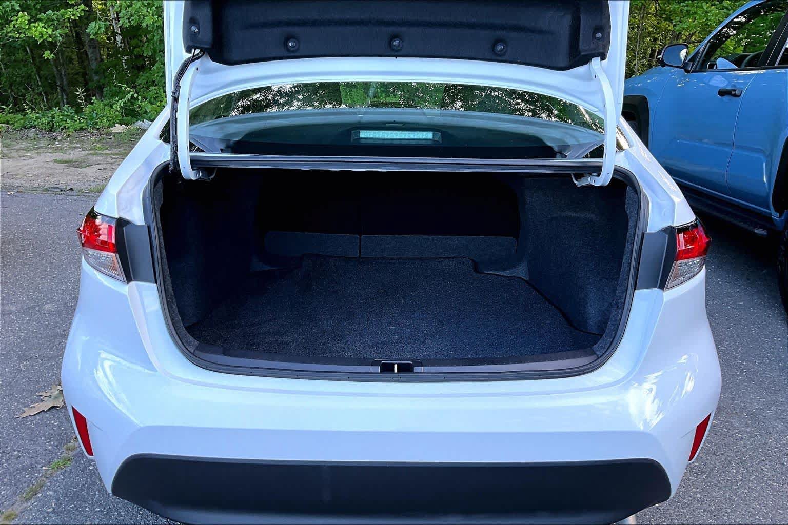 Certified 2026 Toyota Corolla LE w/ Carpet Mat Package (TMS) FWD image 30