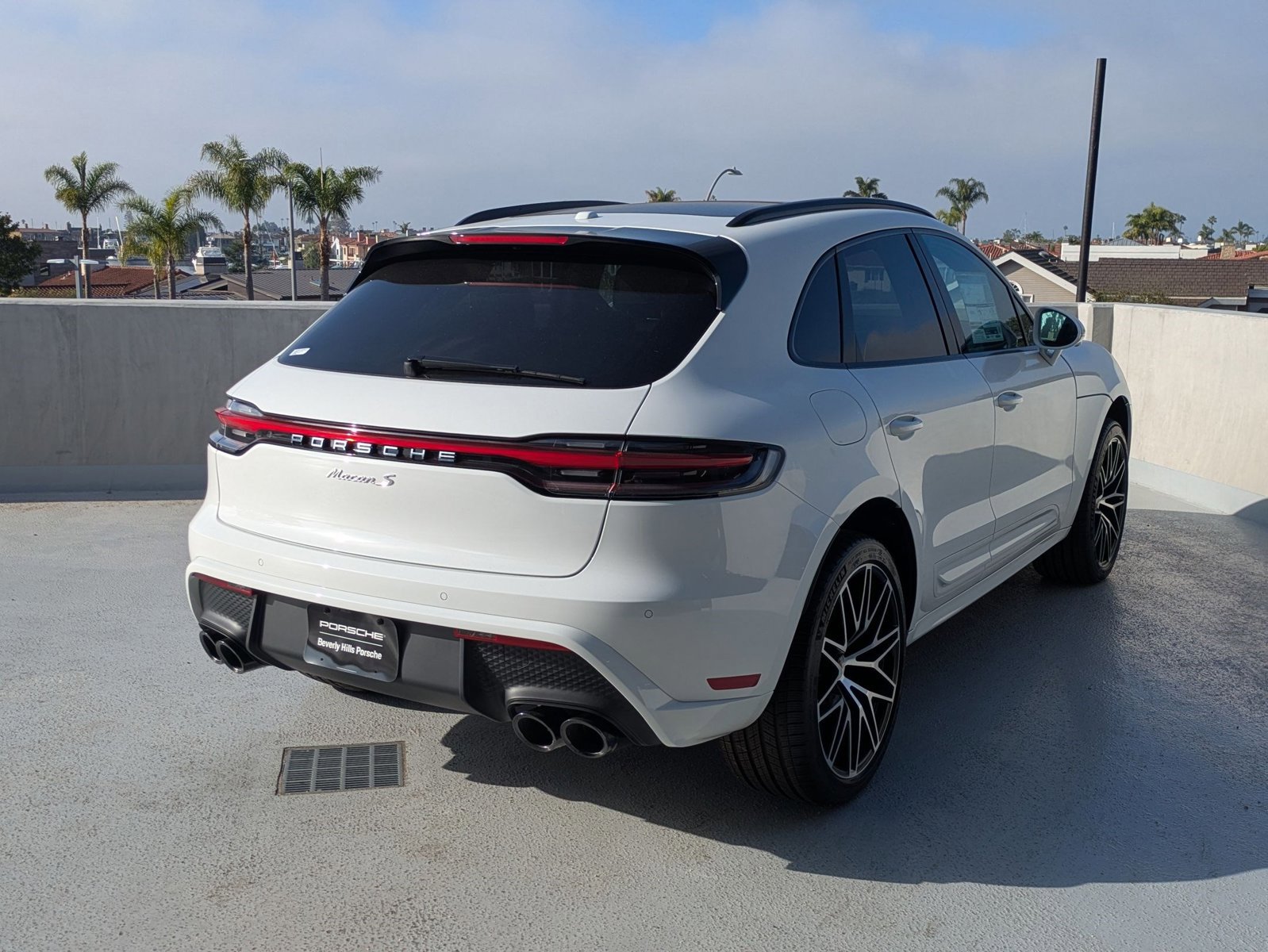 Used 2025 Porsche Macan S image 9