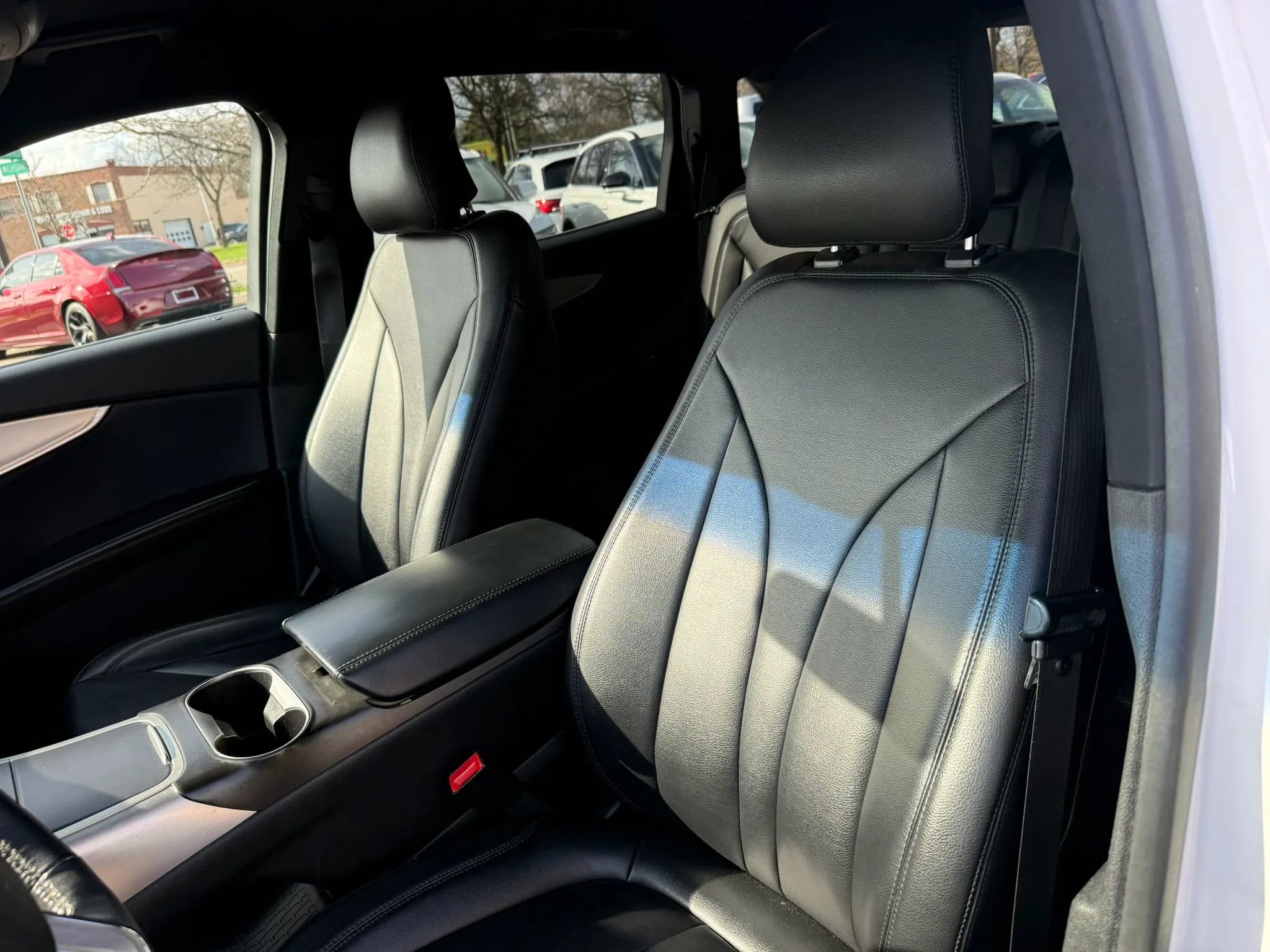 Used 2017 Lincoln MKX Premiere image 11