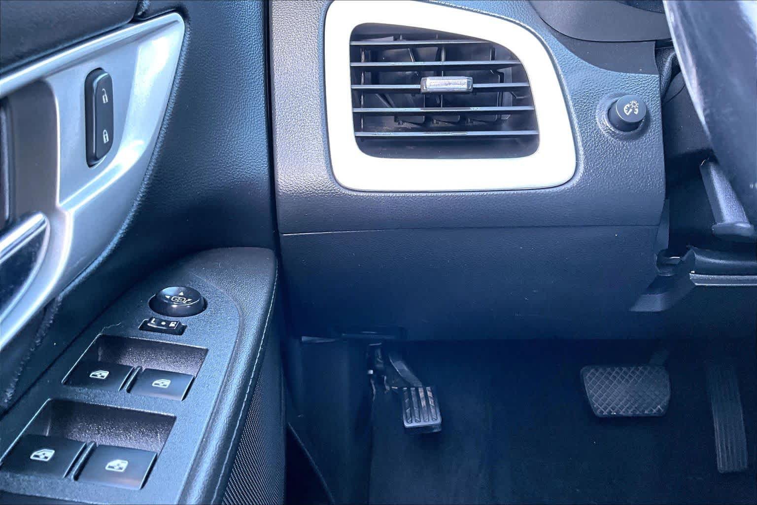 Used 2017 GMC Terrain SLT w/ Driver Alert Package I FWD image 31