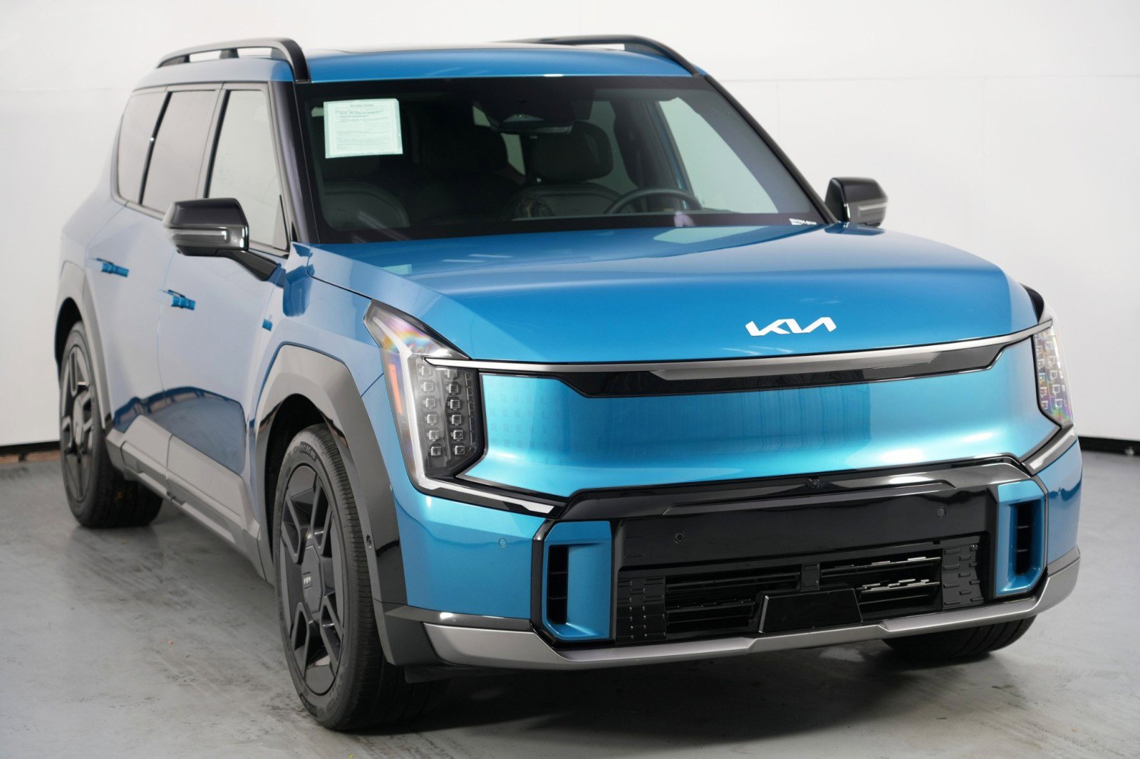 Used 2024 Kia EV9 GT-Line image 57