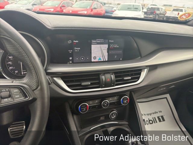 Used 2022 Alfa Romeo Stelvio Veloce image 35