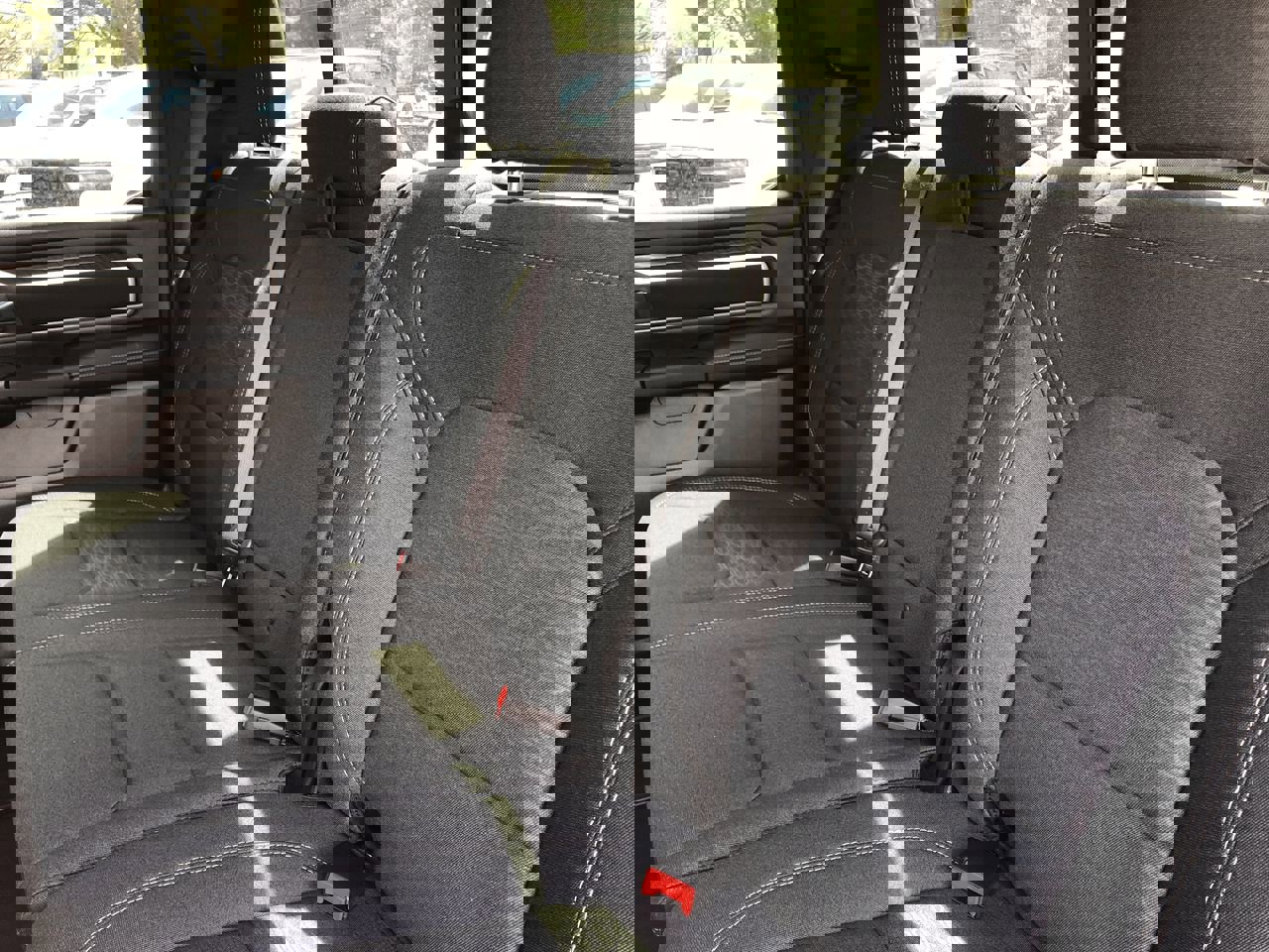 New 2026 RAM 1500 4x4 Crew Cab image 19