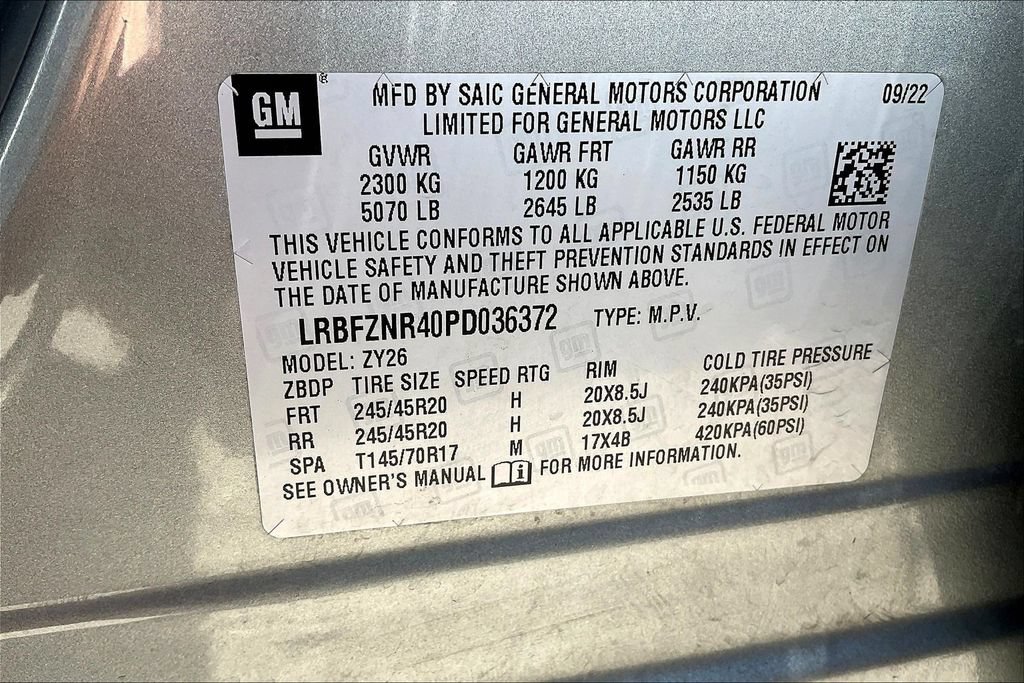 Used 2023 Buick Envision Essence w/ Sport Touring Package FWD image 30