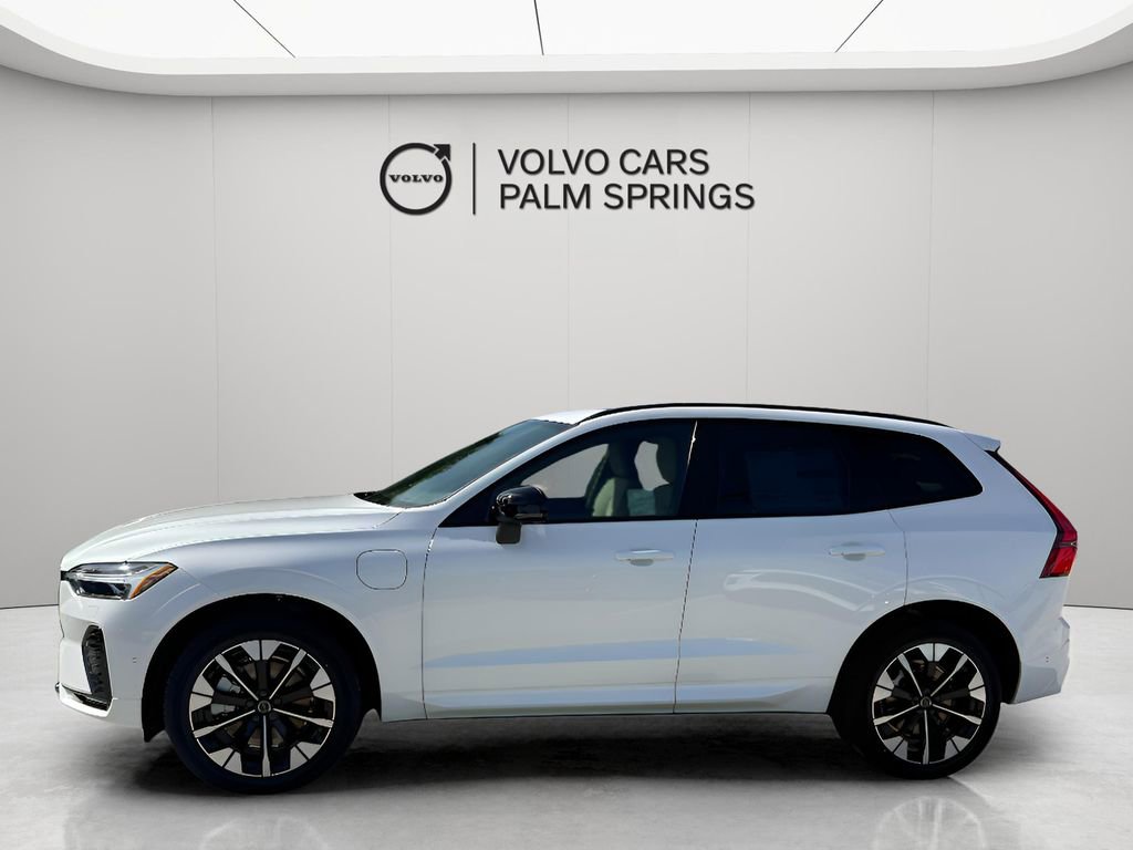 New 2026 Volvo XC60 T8 Plus w/ Protection Package Premier AWD/4WD image 4
