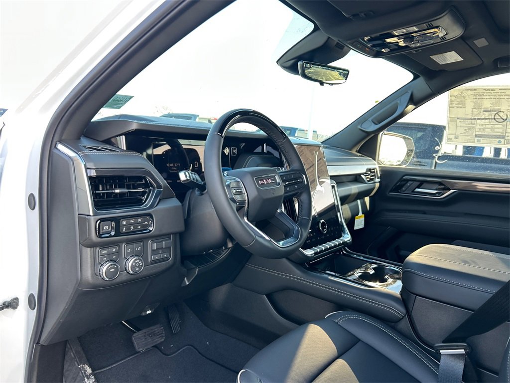 New 2026 GMC Yukon XL Elevation w/ Elevation Premium Package image 17