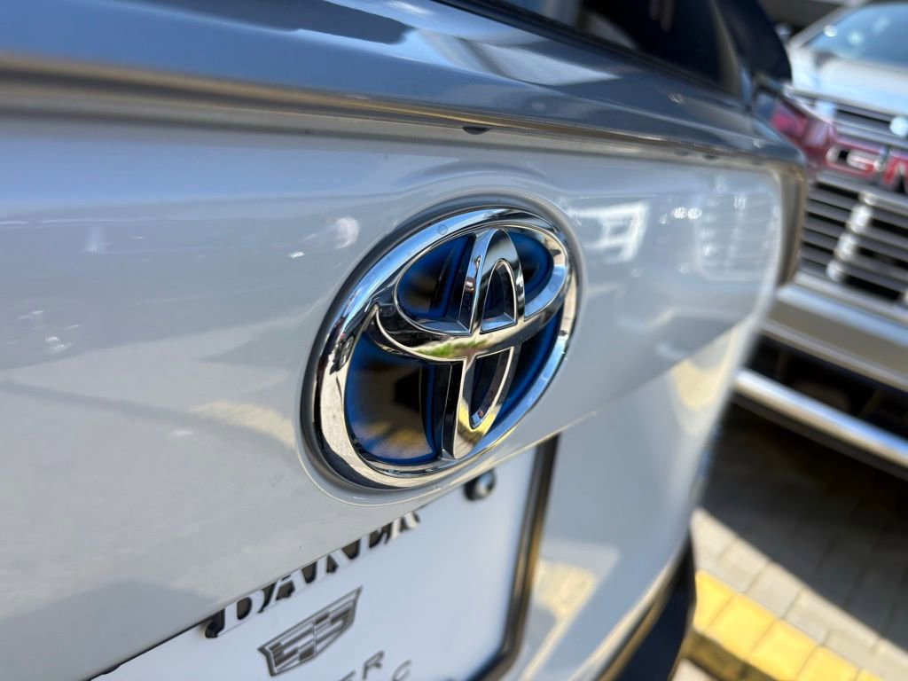 Used 2024 Toyota RAV4 XSE w/ Advanced Technology Package AWD/4WD image 8
