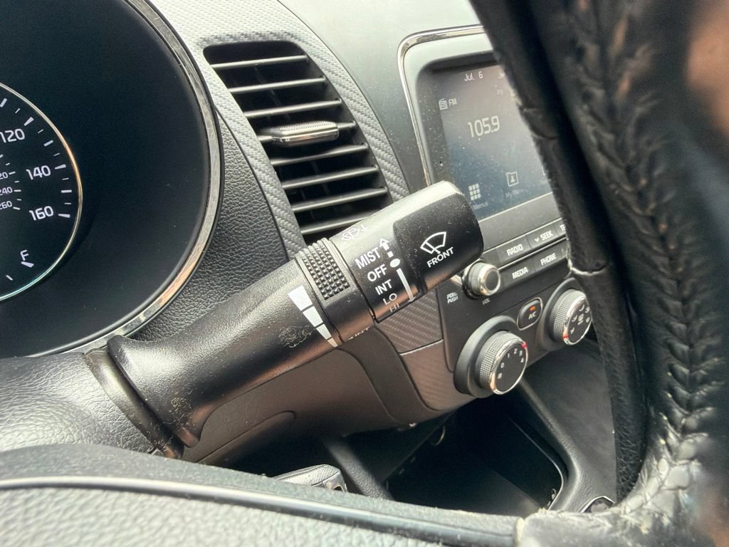 Used 2018 Kia Forte S FWD image 33