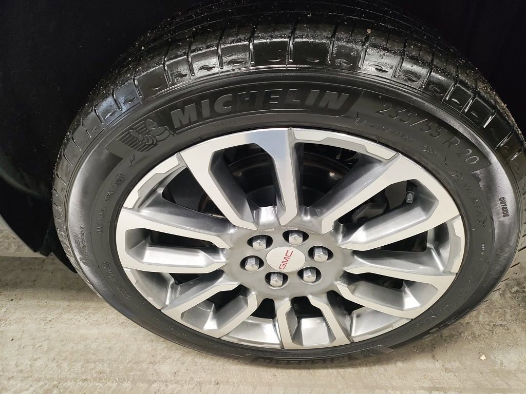 Used 2023 GMC Acadia Denali image 21