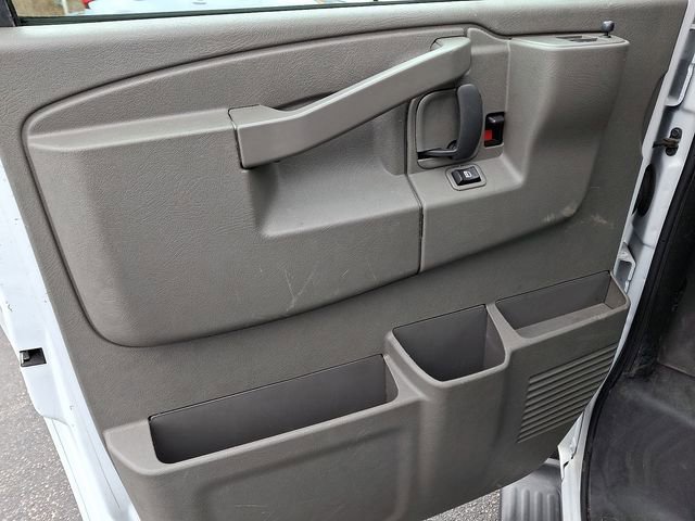 Used 2023 Chevrolet Express 3500 LS image 19