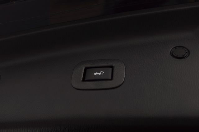 Used 2024 INFINITI QX80 Sensory image 40