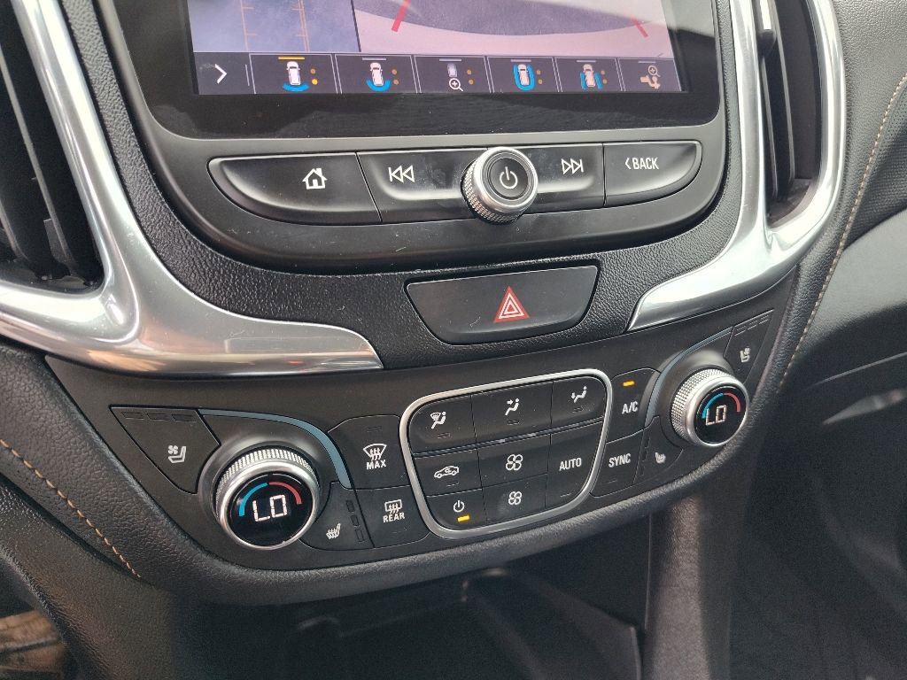 Used 2020 Chevrolet Equinox Premier AWD/4WD image 25