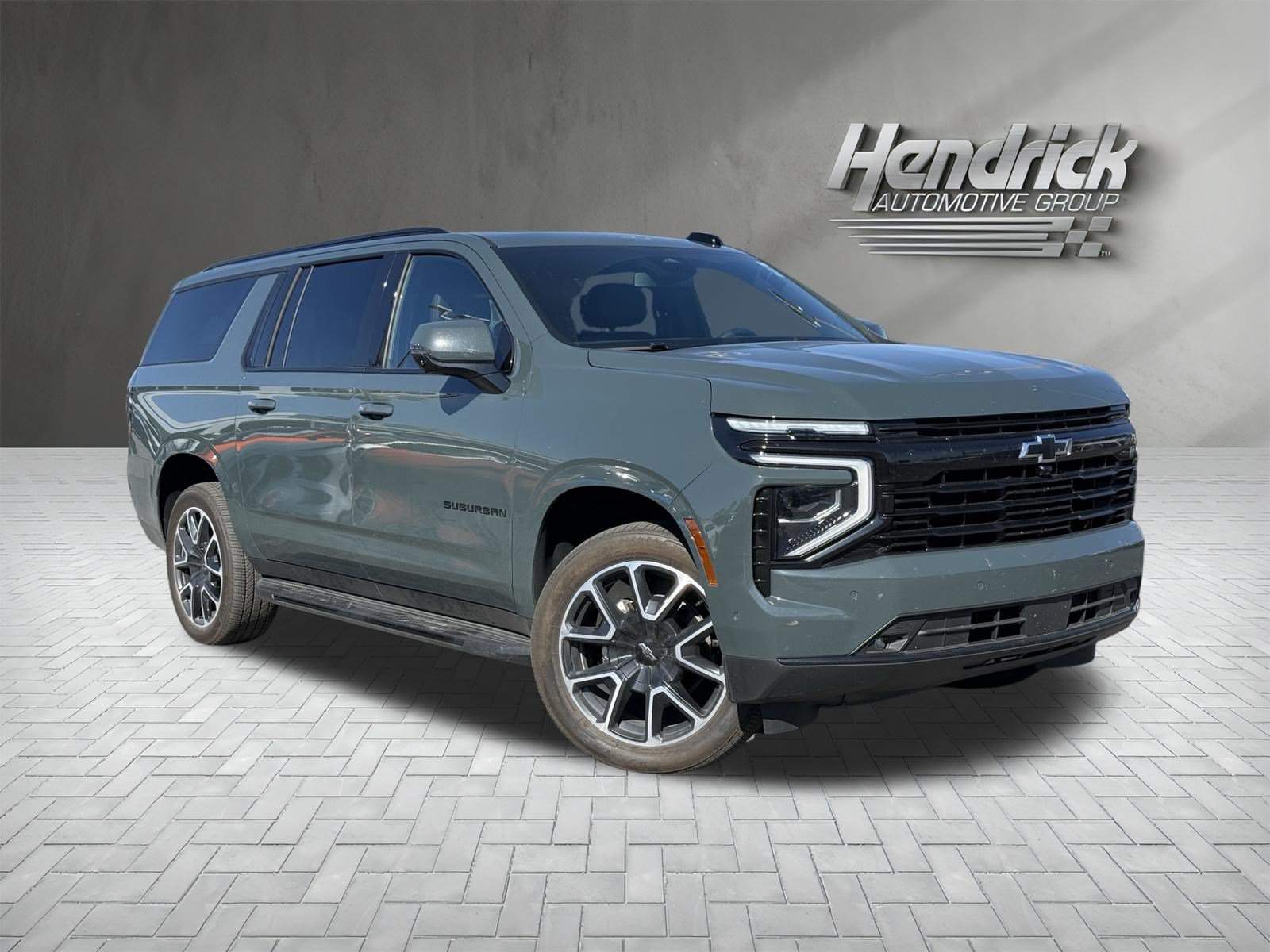 Used 2026 Chevrolet Suburban RST w/ Comfort Package AWD/4WD image 2