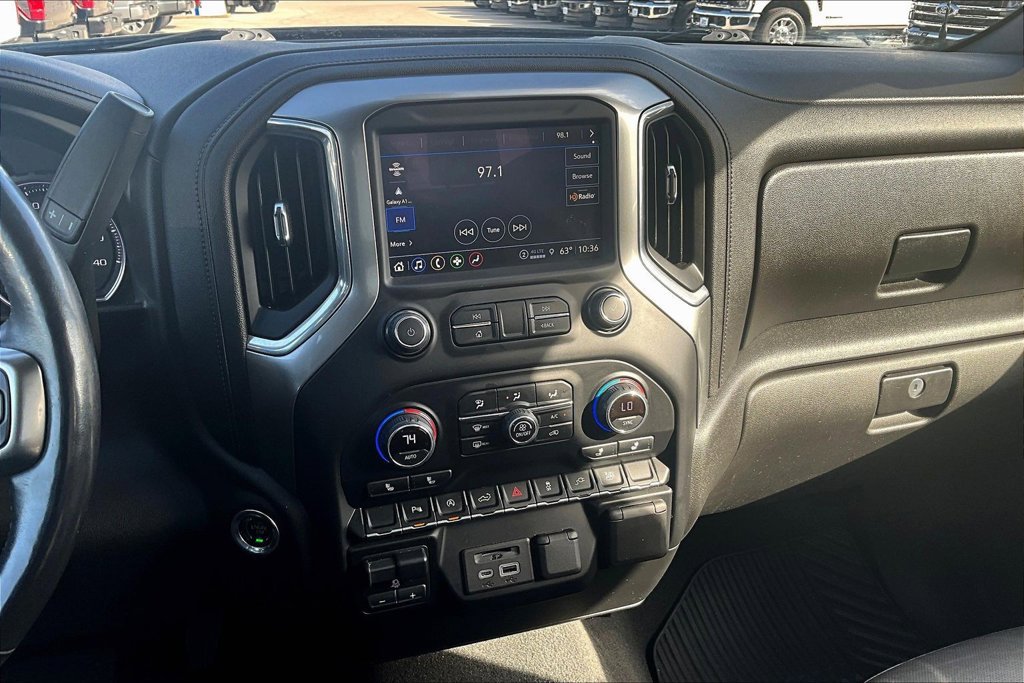 Used 2021 Chevrolet Silverado 1500 LTZ AWD/4WD image 6