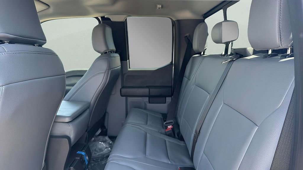 New 2024 Ford F550 4x4 SuperCab Super Duty image 14