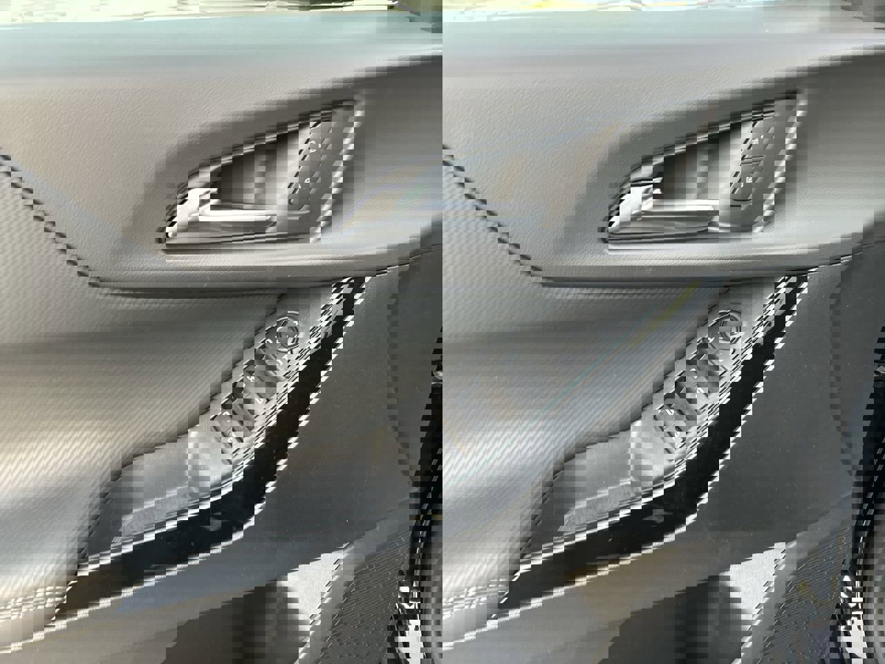 New 2026 Chevrolet Equinox LT w/ Safety and Technology Package image 20