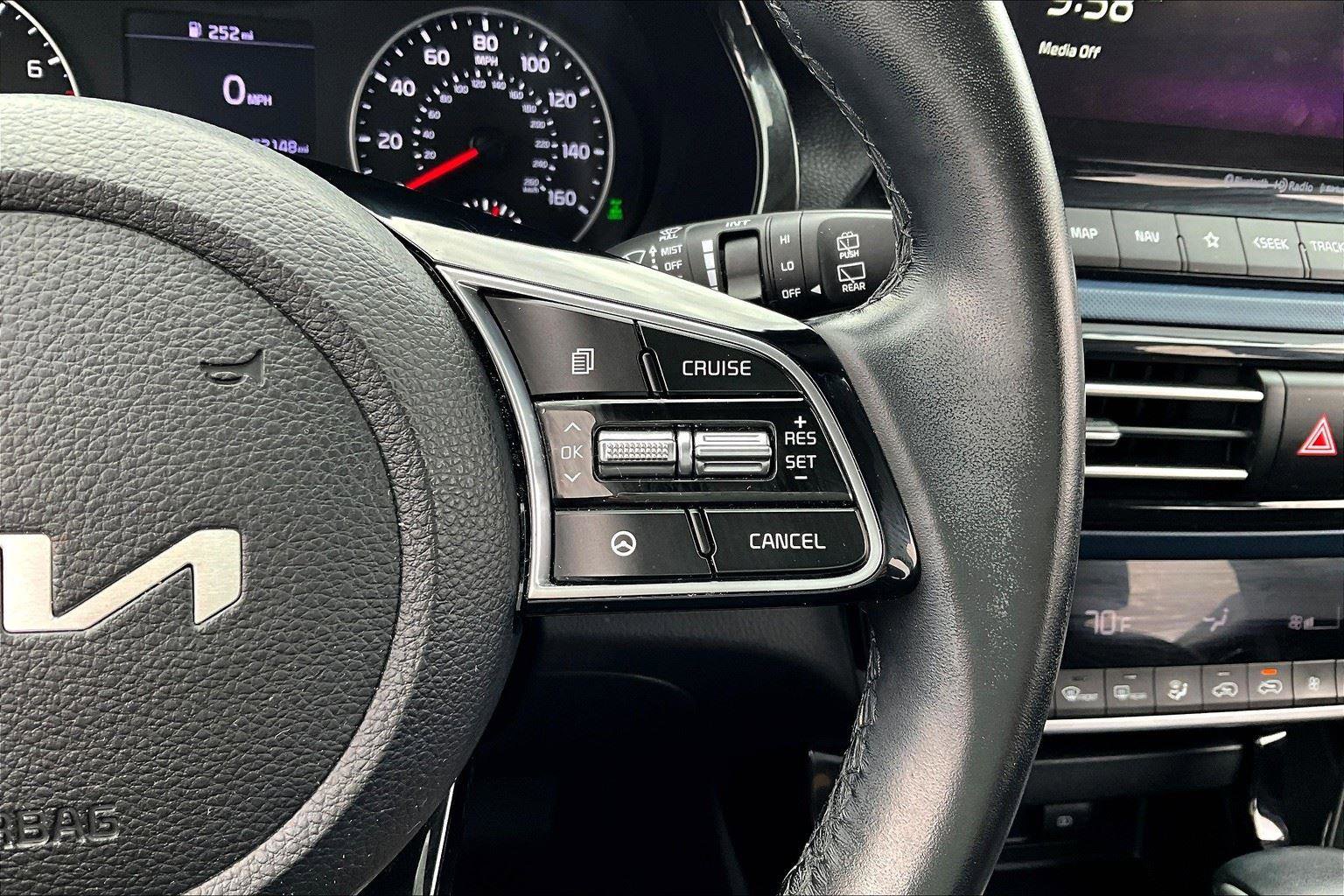 Used 2023 Kia Seltos Nightfall Edition image 19