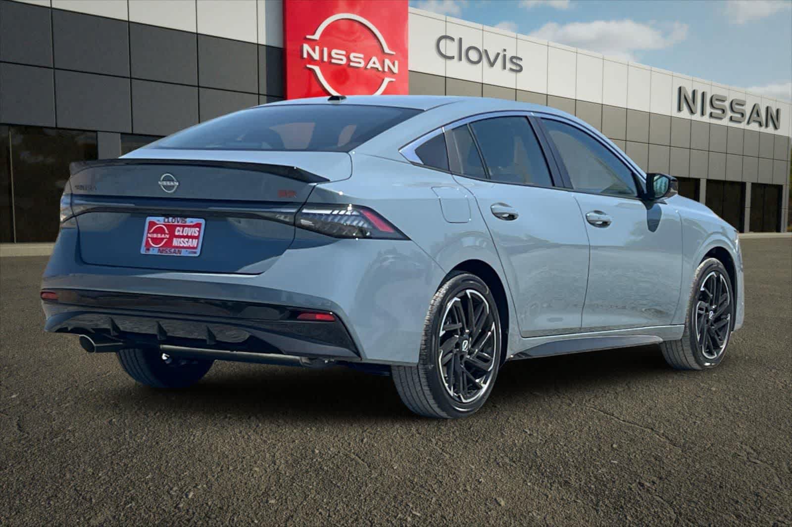 New 2026 Nissan Sentra SR FWD image 3