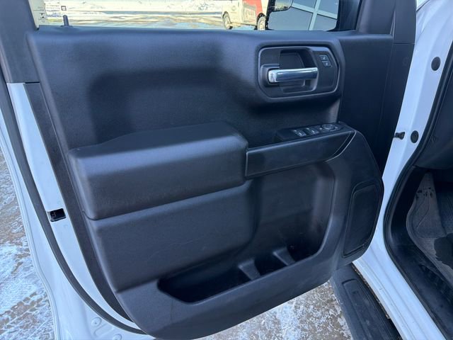 Used 2023 Chevrolet Silverado 1500 Custom image 12