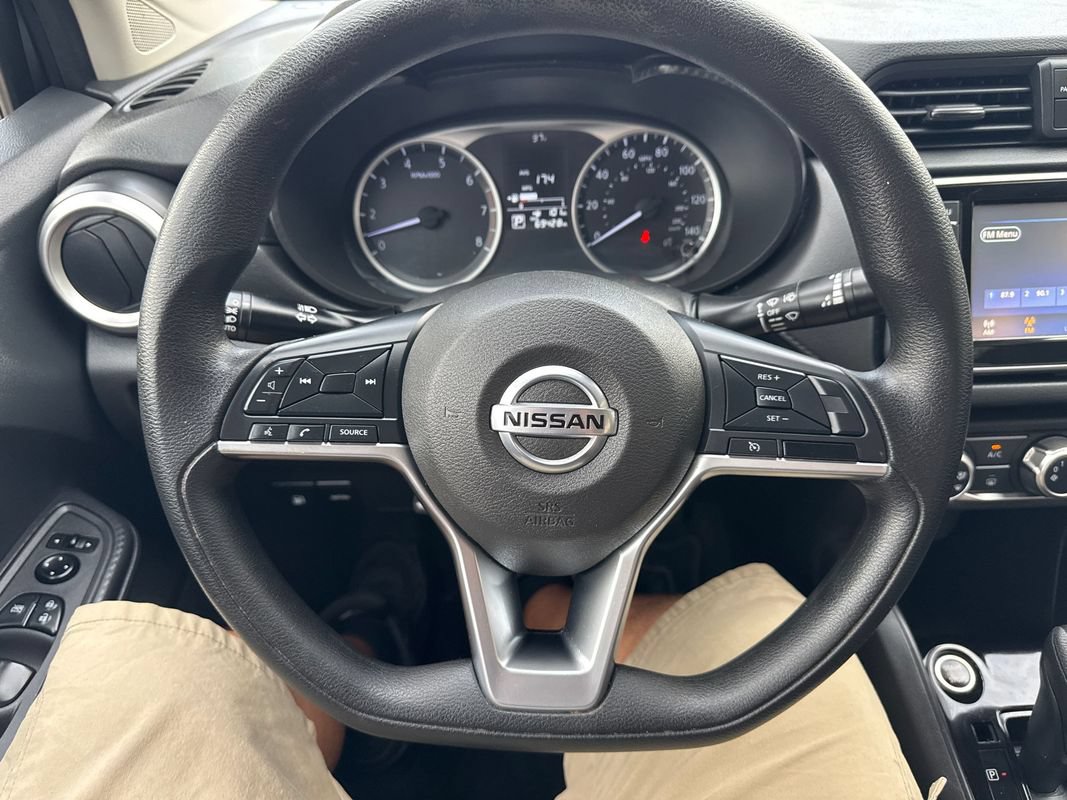 Used 2021 Nissan Versa S FWD image 23