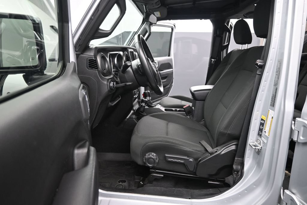 Used 2022 Jeep Wrangler Unlimited Sport AWD/4WD image 11