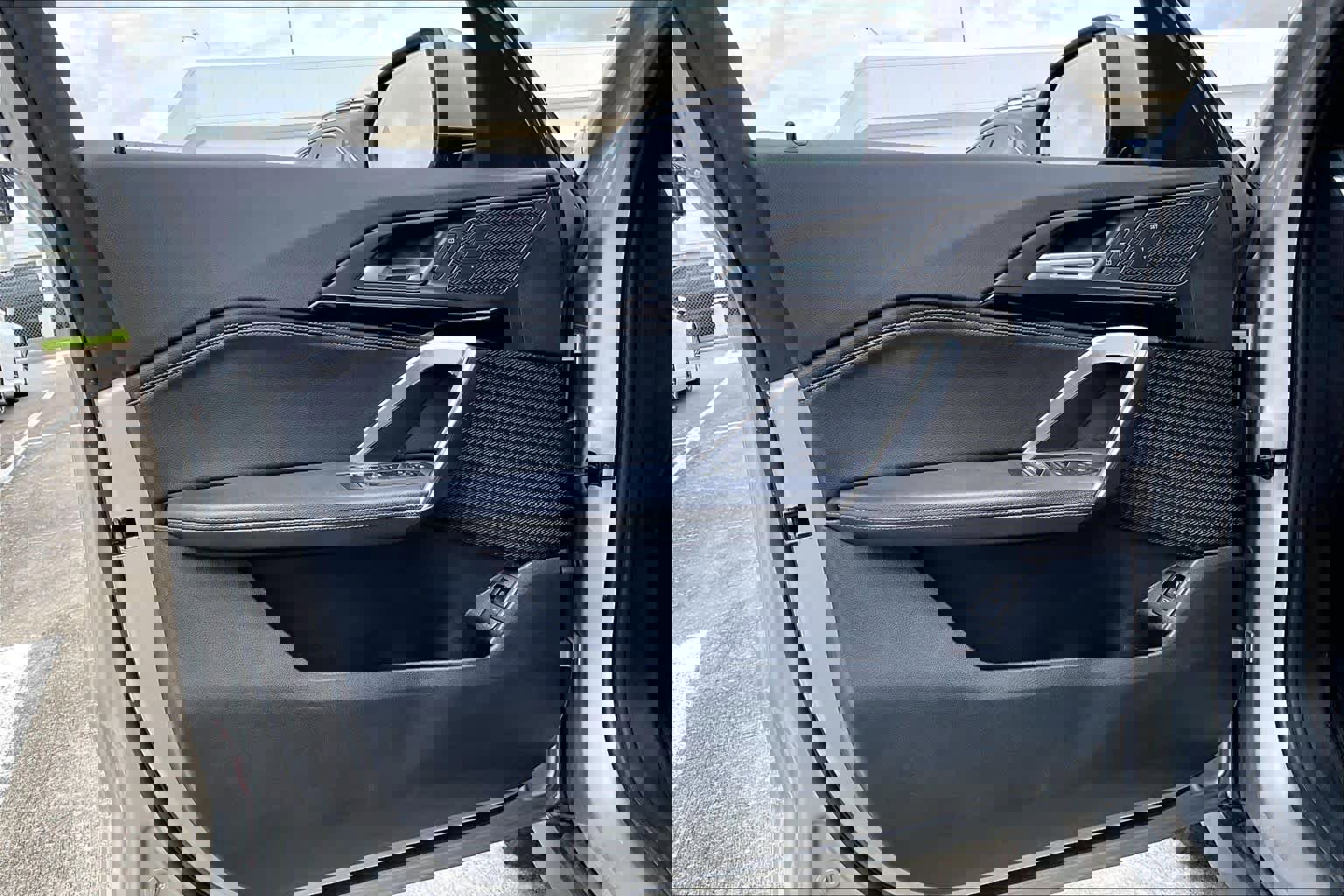 Used 2023 BMW X1 xDrive28i image 20