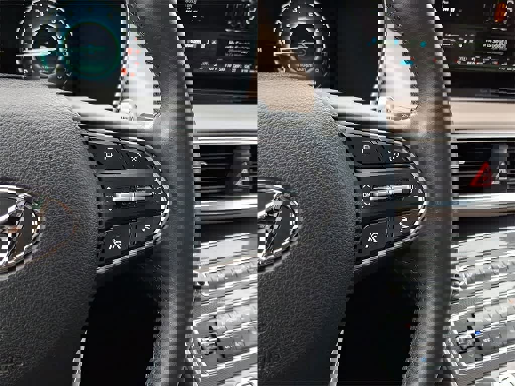 Used 2021 Hyundai Santa Fe Limited image 24