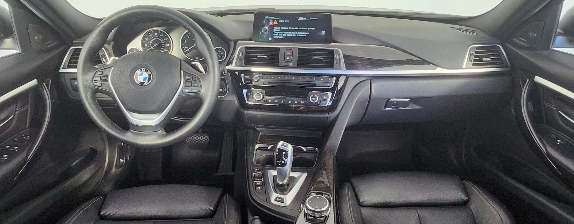 Used 2016 BMW 330e image 22