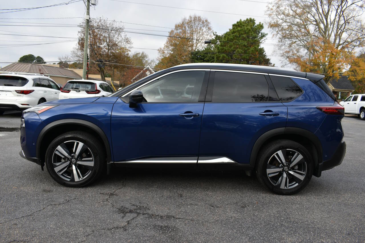 Used 2021 Nissan Rogue Platinum image 4