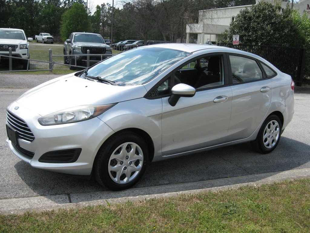 Used 2016 Ford Fiesta S image 3