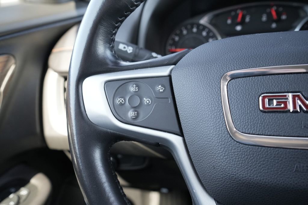 Used 2021 GMC Terrain SLE w/ Driver Convenience Package image 26